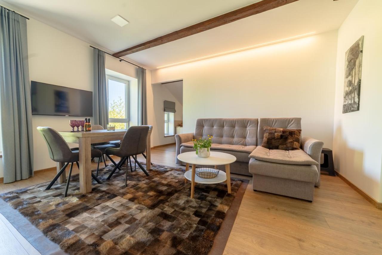 Apartamentai Muzika ชิลูเต ภายนอก รูปภาพ