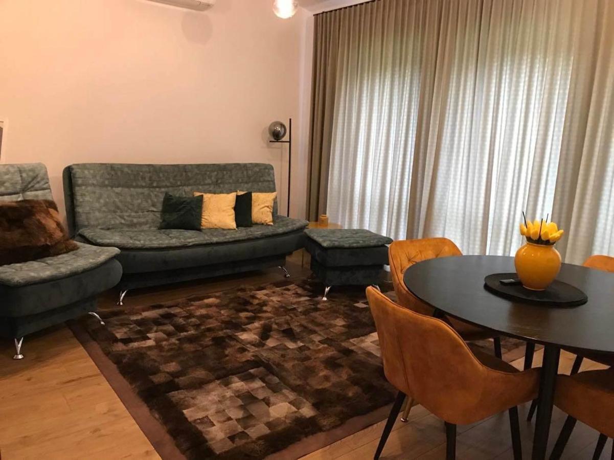 Apartamentai Muzika ชิลูเต ภายนอก รูปภาพ